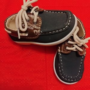 Rocawear toddler shoes sz 6c